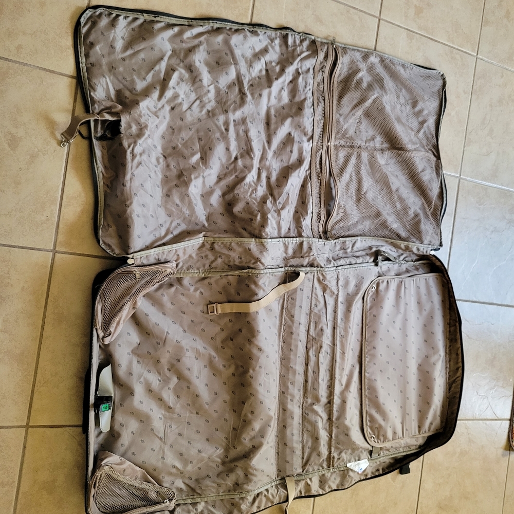 Protocol Garment Bag - Picture 5 of 6